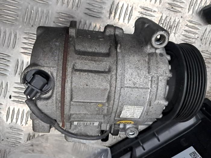 Gebrauchte Klimapumpe Volkswagen Touareg (7PA/PH) 3.0 TDI V6 24V BlueMotion Technology SCR Preis € 340,00 Margenregelung angeboten von autodemontage denollen