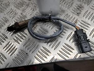 Lambda probe from a Volkswagen Touareg (7PA/PH) 3.0 TDI V6 24V BlueMotion Technology SCR 2018
