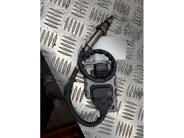Begagnade NOx-sensor Volkswagen Touareg (7PA/PH) 3.0 TDI V6 24V BlueMotion Technology SCR Pris på förfrågan erbjuds av autodemontage denollen