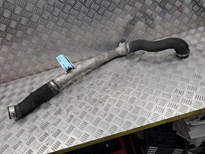 Gebrauchte Intercooler Rohr Volkswagen Touareg (7PA/PH) 3.0 TDI V6 24V BlueMotion Technology SCR Preis auf Anfrage angeboten von autodemontage denollen