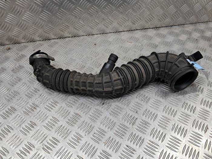 Gebrauchte Intercooler Schlauch Volkswagen Transporter T5 2.0 TDI DRF Preis € 32,50 Margenregelung angeboten von autodemontage denollen