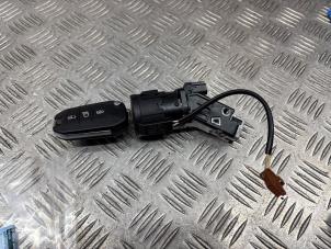 Begagnade Tändningslås + nyckel Peugeot 208 II (UB/UH/UP) 1.5 BlueHDi 100 Pris € 25,00 Marginaltabell erbjuds av de Nollen autorecycling
