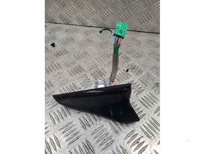 Używane Antena Kia Rio IV (YB) 1.0i T-GDi 100 12V Cena € 75,00 Procedura marży oferowane przez autodemontage denollen