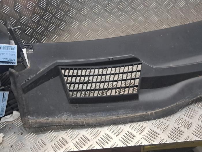 Używane Parawan Mercedes Vito (447.6) 2.0 114 CDI 16V Cena € 50,00 Procedura marży oferowane przez autodemontage denollen