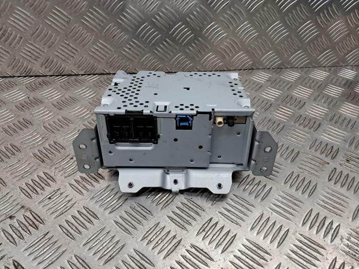 Usagé Module navigation Ford Fiesta 7 Prix € 350,00 Règlement à la marge proposé par autodemontage denollen