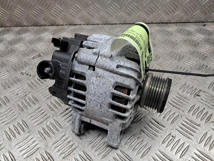 Used Dynamo Peugeot 208 II (UB/UH/UP) 1.2 Vti 12V PureTech 100 Price € 45,00 Margin scheme offered by autodemontage denollen
