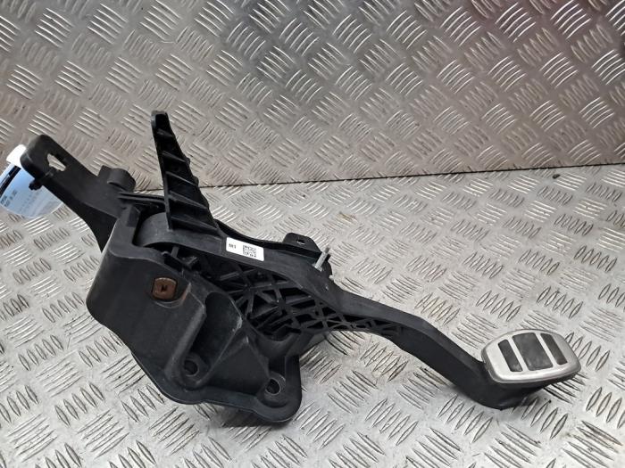 Używane Pedal hamulca Peugeot 208 II (UB/UH/UP) 1.2 Vti 12V PureTech 100 Cena € 45,00 Procedura marży oferowane przez autodemontage denollen