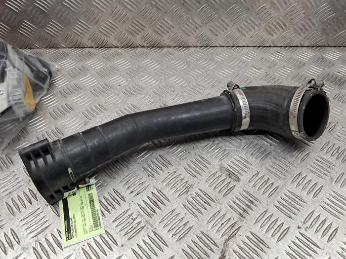 Usagé Tuyau intercooler Volkswagen Crafter (SY) 2.0 TDI FWD Prix € 40,00 Règlement à la marge proposé par autodemontage denollen