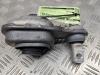 Mercedes-Benz A (177.0) 1.3 A-180 Turbo 16V Getriebe Halterung