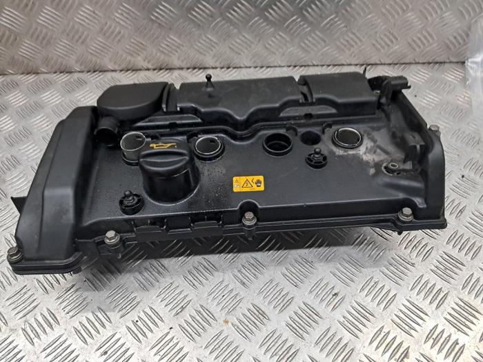 Usagé Couvercle soupapes BMW 1 serie (F20) 116i 1.6 16V Prix € 94,95 Règlement à la marge proposé par autodemontage denollen