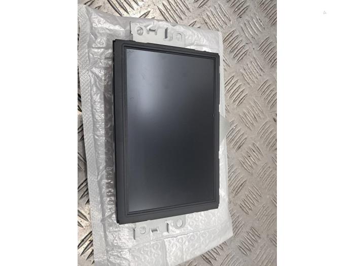 Gebrauchte Navigation Display Volvo V40 (MV) 2.0 D4 16V Preis € 108,90 Mit Mehrwertsteuer angeboten von autodemontage denollen