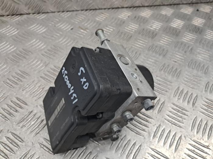 Begagnade ABS-pump Nissan Pixo (D31S) 1.0 12V Pris € 42,50 Marginaltabell erbjuds av autodemontage denollen