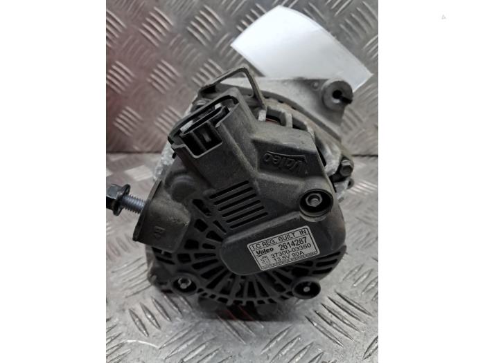 Begagnade Dynamo Kia Rio III (UB) 1.2 CVVT 16V Pris € 49,95 Marginaltabell erbjuds av autodemontage denollen