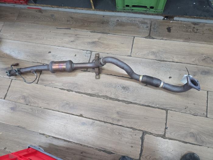 Used Front pipe + catalyst Volkswagen Golf IV (1J1) 1.6 16V Price € 175,00 Margin scheme offered by autodemontage denollen