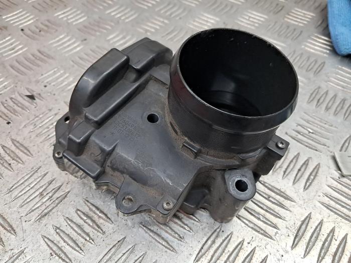 Usagé Boitier papillon BMW 1 serie (F20) 116i 1.6 16V Prix € 69,95 Règlement à la marge proposé par autodemontage denollen