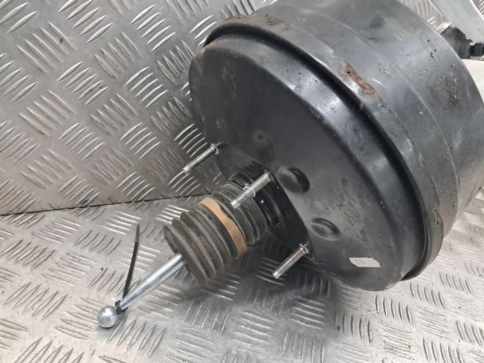 Usagé Servo frein Volkswagen Crafter (SY) 2.0 TDI FWD Prix € 99,95 Règlement à la marge proposé par autodemontage denollen