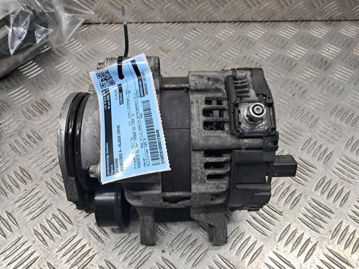 Begagnade Dynamo Mercedes A (177.0) 1.3 A-180 Turbo 16V Pris € 175,00 Marginaltabell erbjuds av autodemontage denollen