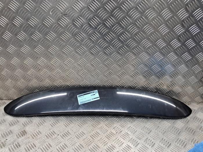 Używane Spojler BMW Mini (R50/53) 1.4 16V One Cena € 45,00 Procedura marży oferowane przez autodemontage denollen