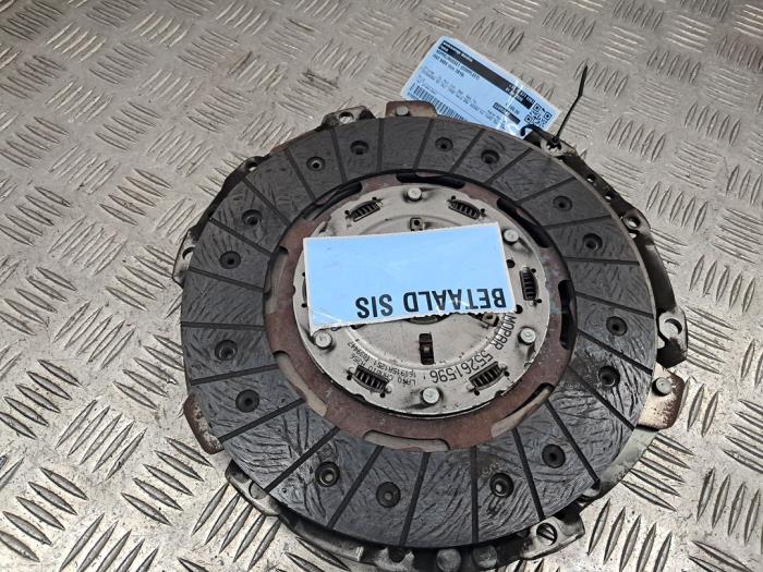 Used Clutch kit (complete) Fiat 500X (334) 1.6 D 16V Multijet II Price € 100,00 Margin scheme offered by autodemontage denollen