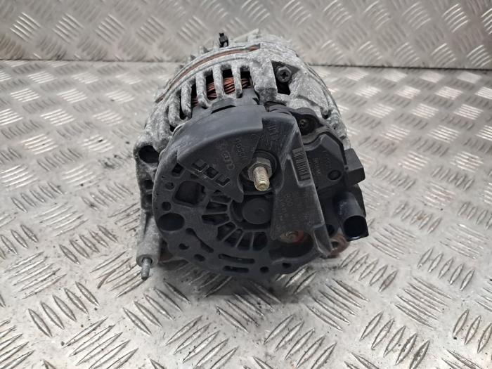 Begagnade Dynamo Volkswagen Golf IV (1J1) 1.6 Pris € 49,95 Marginaltabell erbjuds av autodemontage denollen