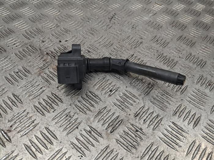 Usagé Broche bobine Mercedes A (177.0) 1.3 A-200 Turbo 16V Prix € 14,99 Règlement à la marge proposé par autodemontage denollen