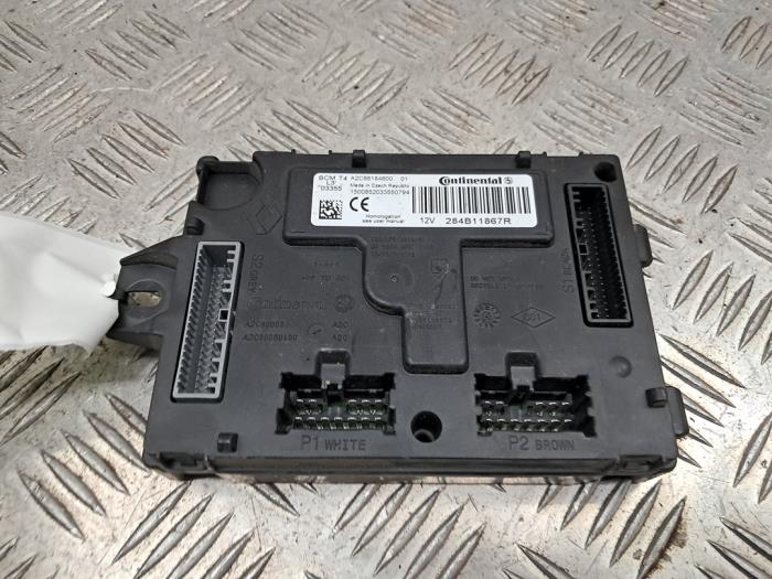 Used Body control computer Renault Clio IV (5R) 1.2 16V Price € 39,95 Margin scheme offered by autodemontage denollen