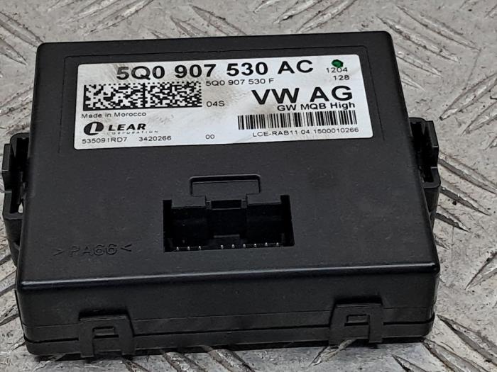 Używane Modul gateway Skoda Octavia Combi (5EAC) 2.0 TDI RS 16V Cena € 49,99 Procedura marży oferowane przez autodemontage denollen