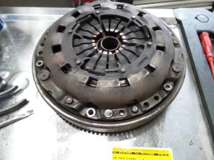 Used Dual mass flywheel BMW 3-Serie Price € 272,25 Inclusive VAT offered by de Nollen autorecycling