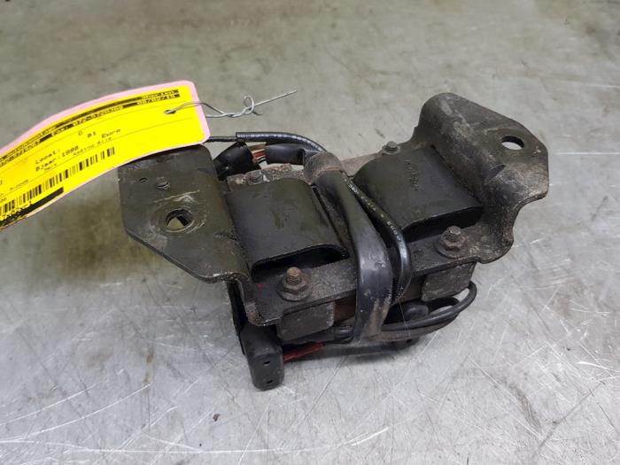 Begagnade Tändspole Hyundai Accent II/Excel II/Pony 1.5i GT 16V Pris € 18,00 Marginaltabell erbjuds av autodemontage denollen