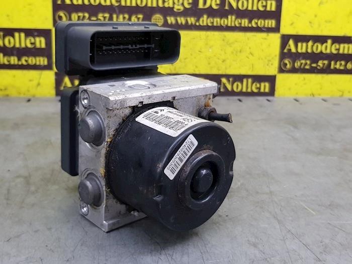 Begagnade ABS-pump Citroen C3 (SC) 1.4 16V VTi Pris € 192,00 Marginaltabell erbjuds av autodemontage denollen