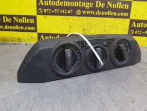 Usados Panel de control de calefacción Volkswagen Polo IV (9N1/2/3) 1.2 12V Precio € 29,99 Norma de margen ofrecido por de Nollen autorecycling
