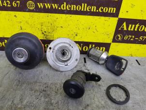 Used Set of locks Ford Ka I 1.0i Price € 50,00 Margin scheme offered by de Nollen autorecycling