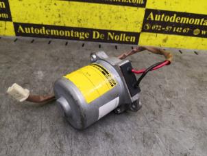 Usados Bomba de dirección asistida Peugeot 107 Precio € 50,00 Norma de margen ofrecido por de Nollen autorecycling