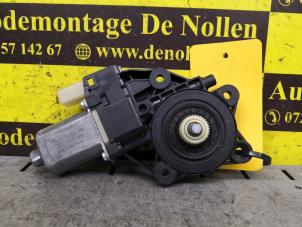 Używane Silnik szyby drzwiowej Mini Mini (R56) 1.4 16V One Cena € 50,00 Procedura marży oferowane przez de Nollen autorecycling