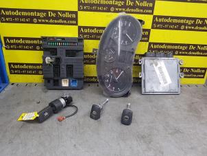 Used Set of locks Peugeot Expert (G9) 1.6 HDi 90 16V Price € 250,00 Margin scheme offered by de Nollen autorecycling