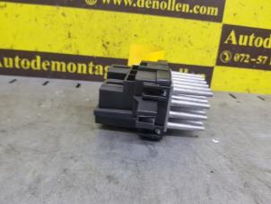 Used Heater resistor Iveco New Daily IV 29L10 Price € 90,75 Inclusive VAT offered by de Nollen autorecycling