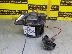 Usados Motor de ventilador de calefactor Renault Trafic New (FL) Precio € 50,00 Norma de margen ofrecido por de Nollen autorecycling