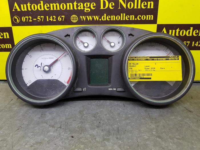Cuentakilómetros de un Peugeot 308 (4A/C) 1.6 16V THP 175 2009