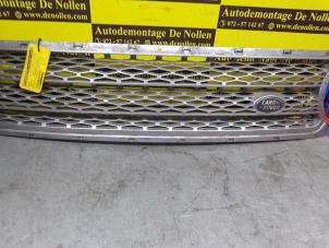 Used Grille Landrover Vogue Price € 242,00 Inclusive VAT offered by de Nollen autorecycling