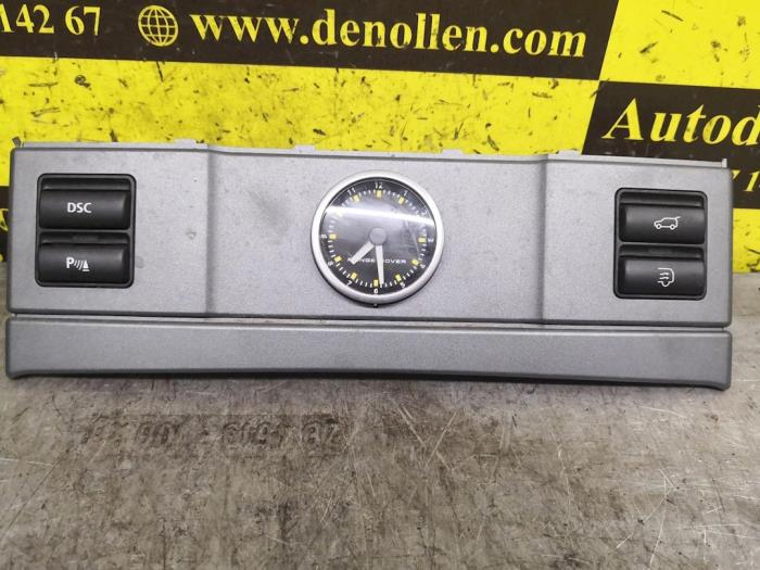 Używane Zegar Landrover Vogue Cena € 26,62 Z VAT oferowane przez autodemontage denollen