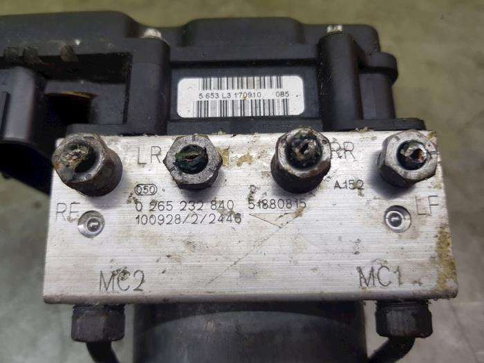 Begagnade ABS-pump Fiat 500 (312) 1.2 Pris € 78,65 Inklusive moms erbjuds av autodemontage denollen