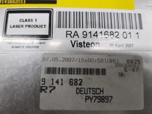 Usados Reproductor de CD BMW 1 serie (E81) 116d 16V Precio € 60,50 IVA incluido ofrecido por de Nollen autorecycling