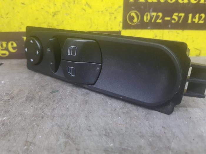 Usados Interruptor combinado de ventanillas Volkswagen Crafter 2.0 BiTDI 4Motion Precio € 72,00 Norma de margen ofrecido por autodemontage denollen