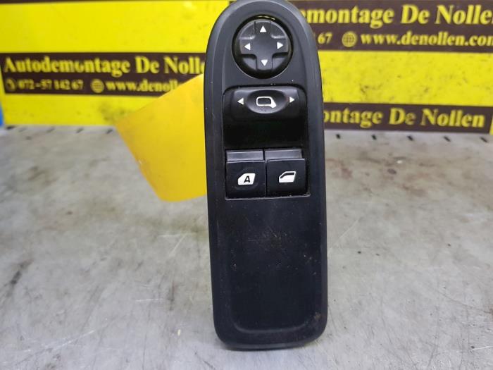 Usados Interruptor combinado de ventanillas Citroen C4 Berline (LC) 1.4 16V Precio € 41,14 IVA incluido ofrecido por autodemontage denollen