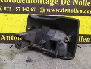 Used Sliding door handle, left Renault Kangoo (KC) 1.2 16V Price € 25,00 Margin scheme offered by de Nollen autorecycling