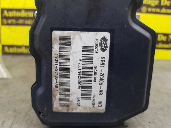Używane Pompa ABS Ford Mondeo IV 1.8 TDCi 100 16V Cena € 154,88 Z VAT oferowane przez autodemontage denollen