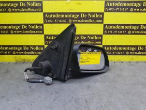 Usagé Rétroviseur extérieur droit Ford Mondeo III 1.8 16V Prix € 25,00 Règlement à la marge proposé par de Nollen autorecycling