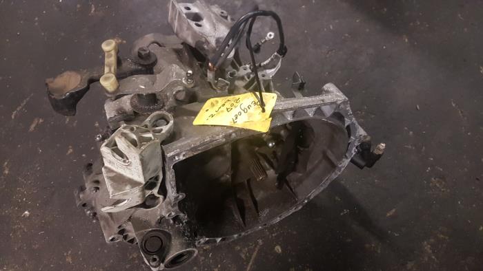 Gebrauchte Getriebe Peugeot 207/207+ (WA/WC/WM) 1.4 16V Preis € 191,18 Mit Mehrwertsteuer angeboten von autodemontage denollen