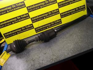 Used Front drive shaft, right Volvo V70 (GW/LW/LZ) 2.5 TDI Price € 100,00 Margin scheme offered by de Nollen autorecycling