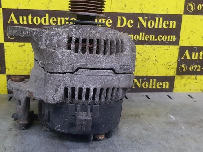 Used Dynamo Volkswagen Polo III (6N1) 1.4i 60 Price € 36,00 Margin scheme offered by autodemontage denollen